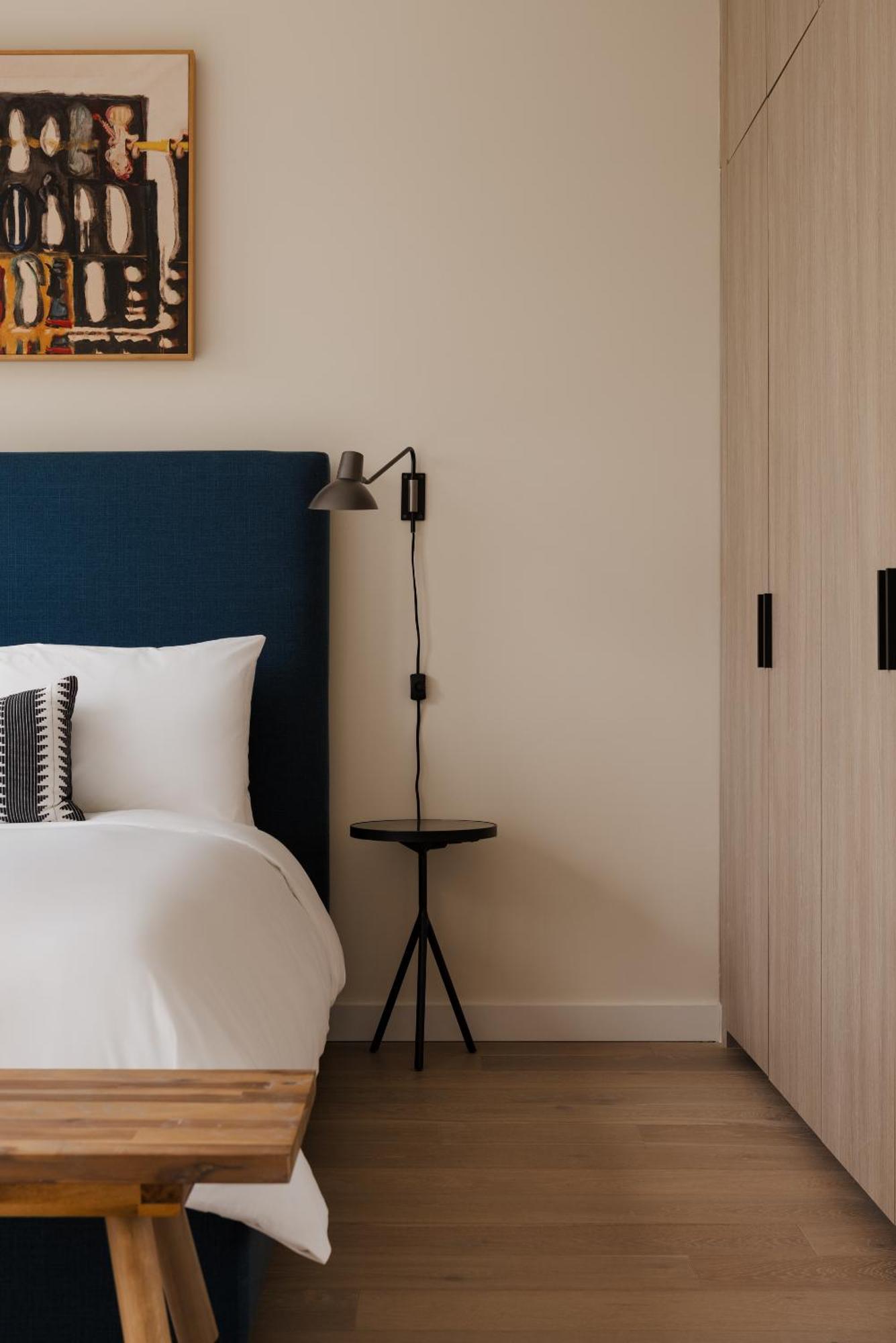 Onyx, Sonder Apartments Philadelphia Room photo