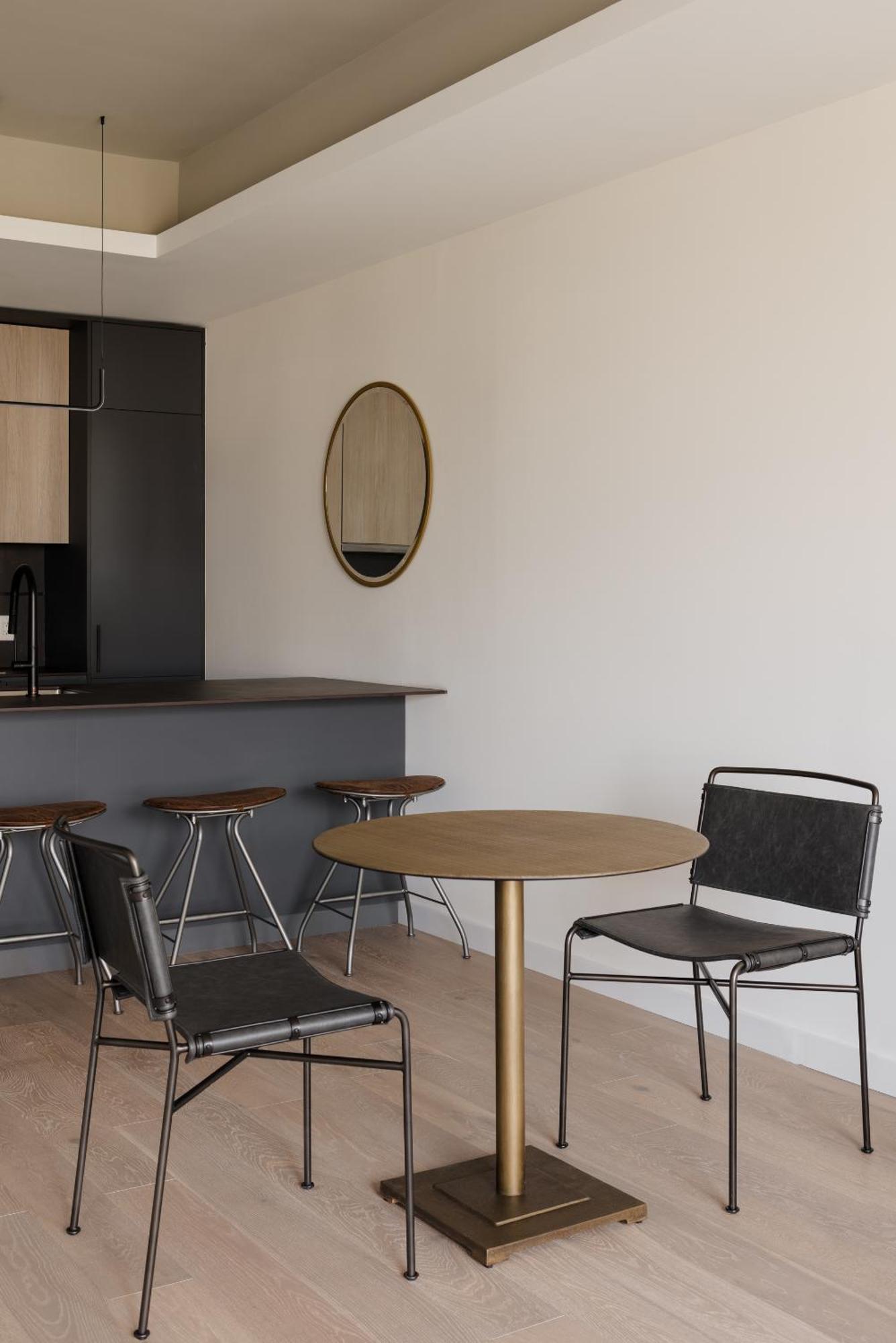 Onyx, Sonder Apartments Philadelphia Room photo
